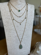 Load image into Gallery viewer, Bella
