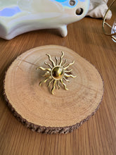 Load image into Gallery viewer, Soles
