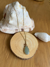 Load image into Gallery viewer, Bella
