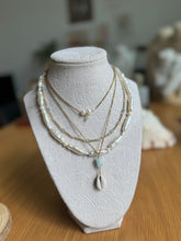 Load image into Gallery viewer, Mares
